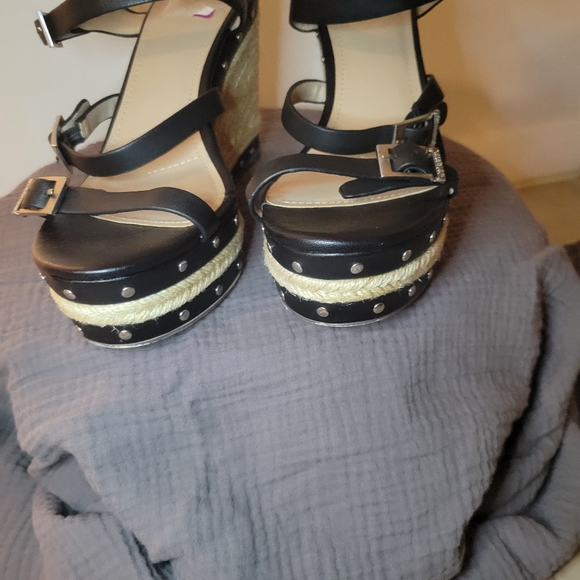 Charles by Charles David gladiator wedges. - Picture 3 of 8